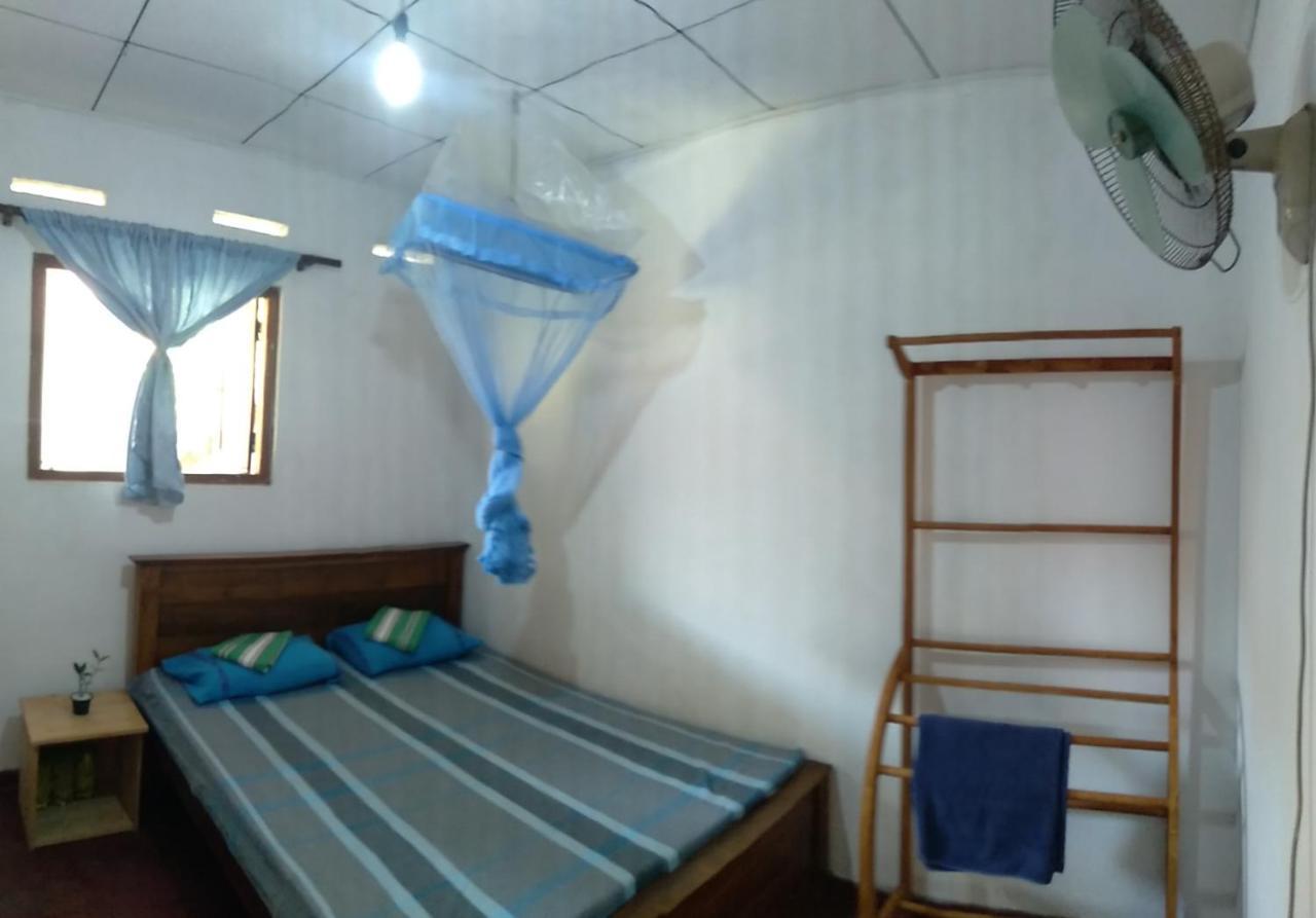 Sanithu Homestay And Villa Galle Exterior photo