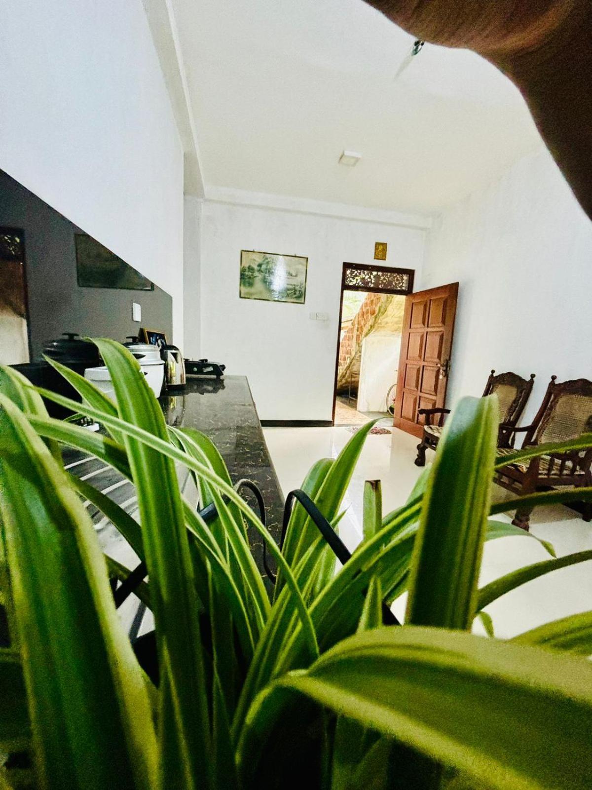 Sanithu Homestay And Villa Galle Exterior photo